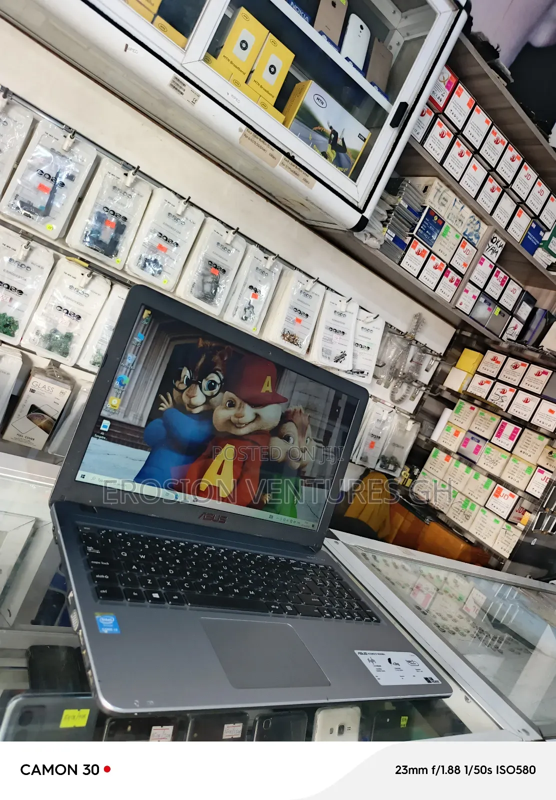 Laptop Asus 4GB Intel Core I3 HDD 1T