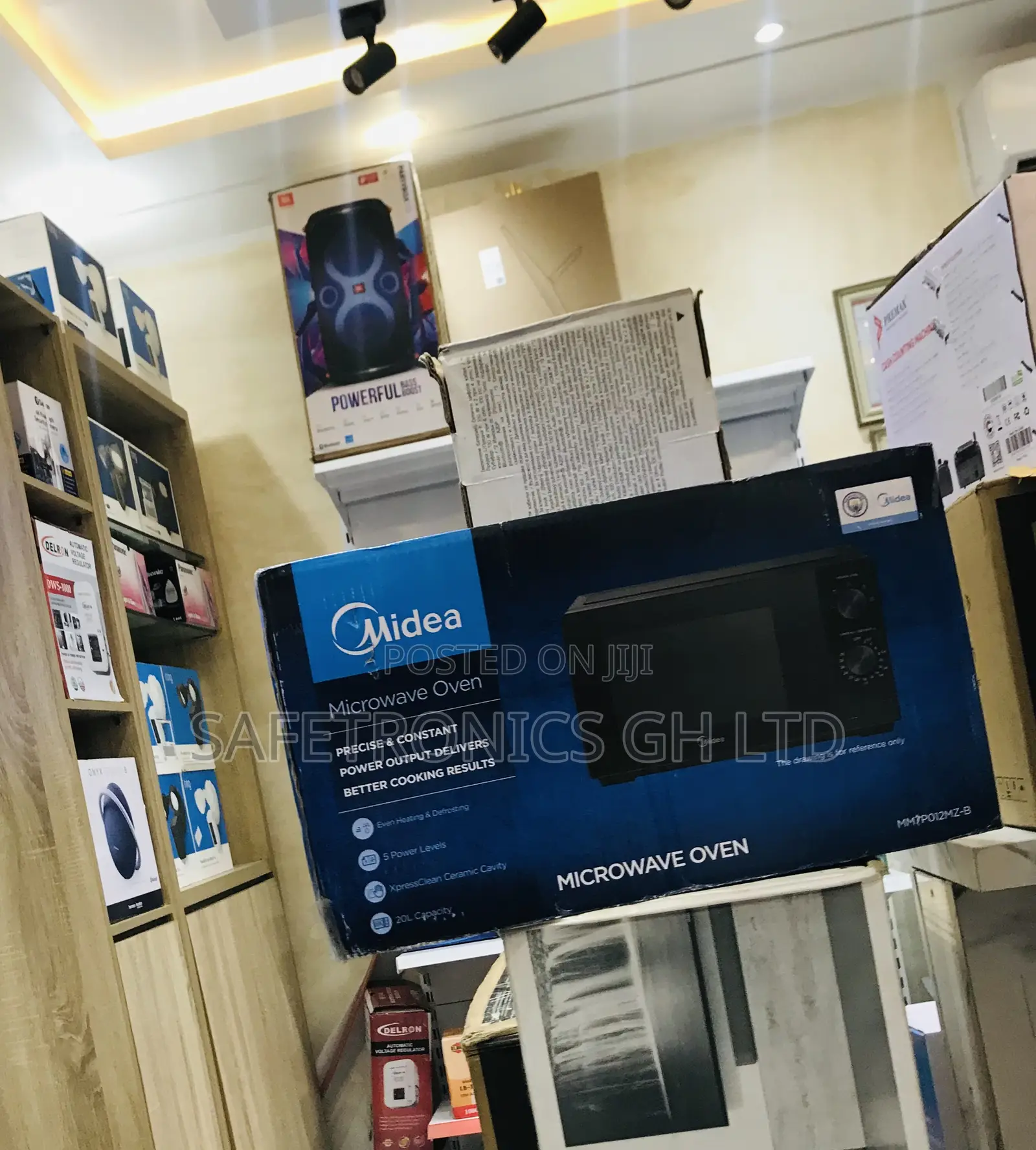 Grab Countertop Midea Black 20 Liters Microwave