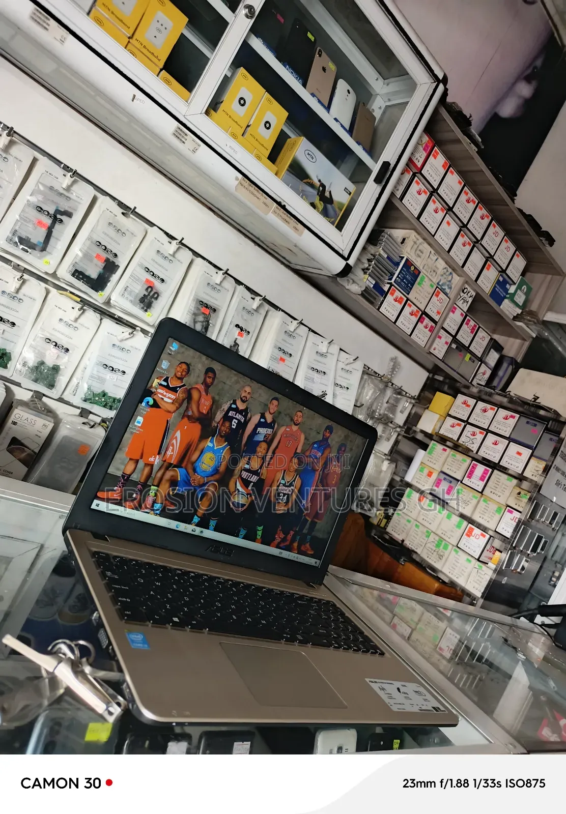 Laptop Asus 4GB Intel Core I3 HDD 1T