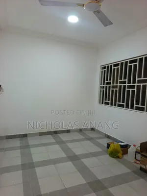 1bdrm Apartment in Dorns Properties, New Town for rent