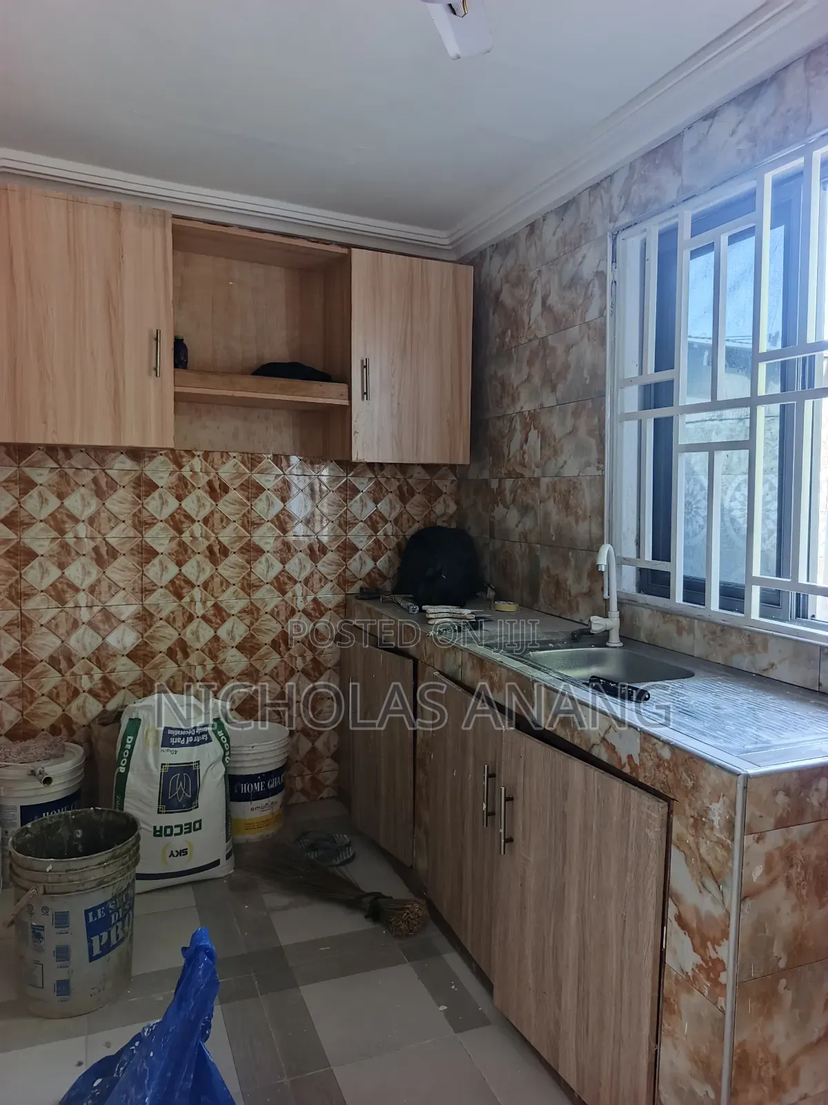 1bdrm Apartment in Dorns Properties, New Town for rent