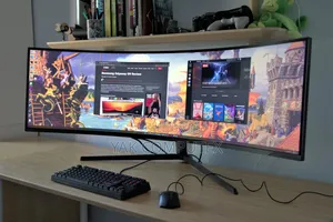 Samsung 49” Odyssey G9 Gaming Monitor, 1000r Curved Screen,