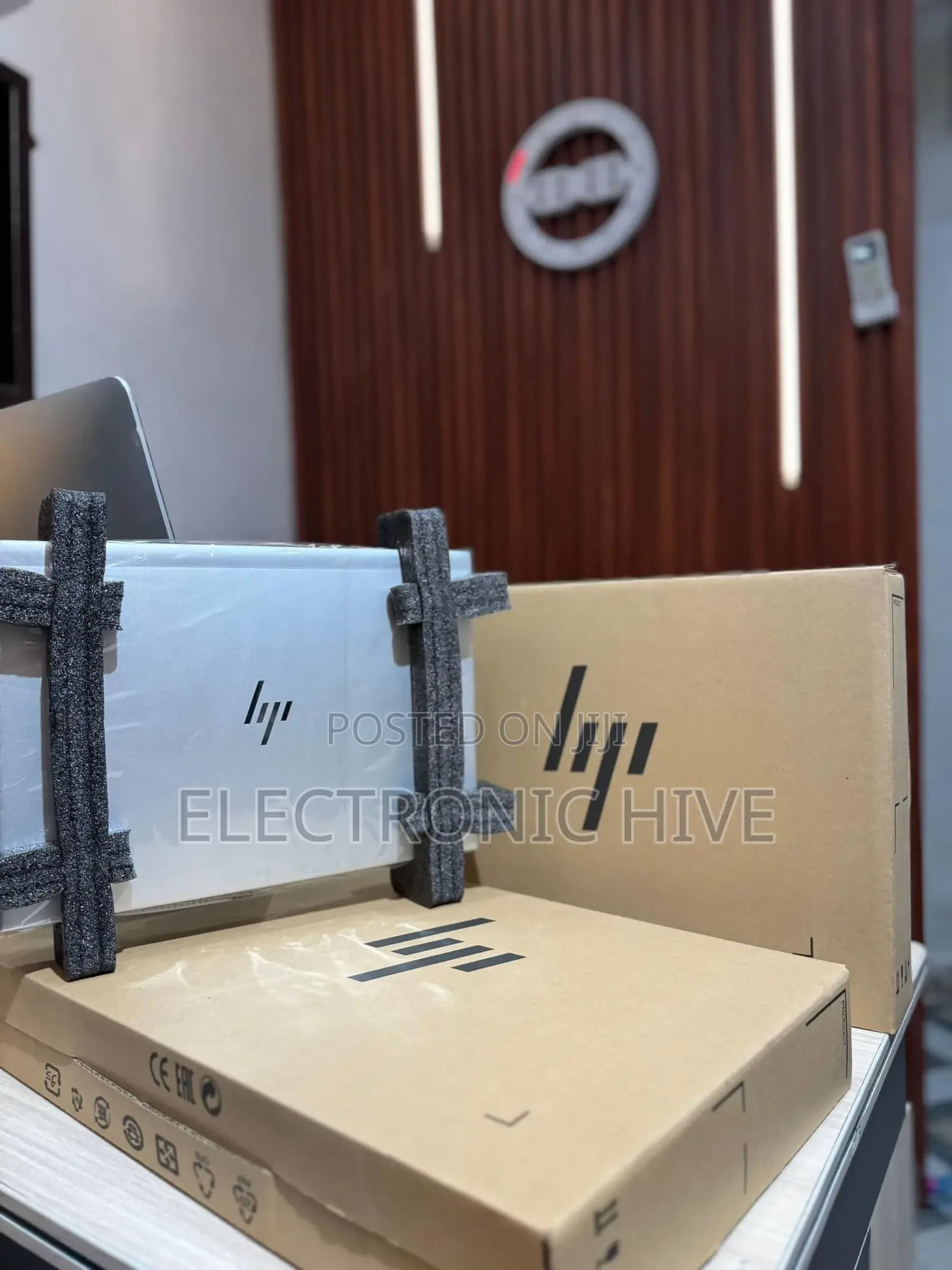 New Laptop HP EliteBook 745 G6 16GB AMD Ryzen 5 SSD 256GB