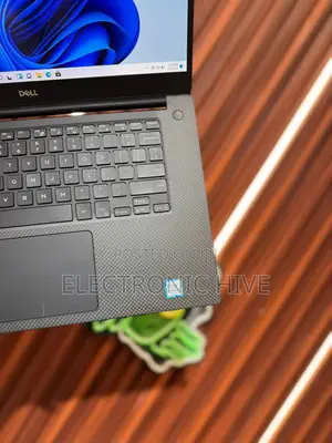 Laptop Dell Precision 5540 32GB Intel Core I5 SSD 256GB