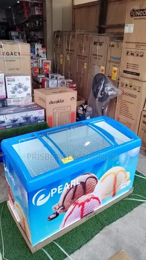 Pearl Durable Ice Cream / Freezer 300 Litres