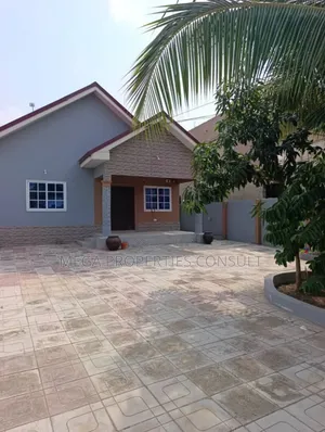 3bdrm House in Ablekuma for sale