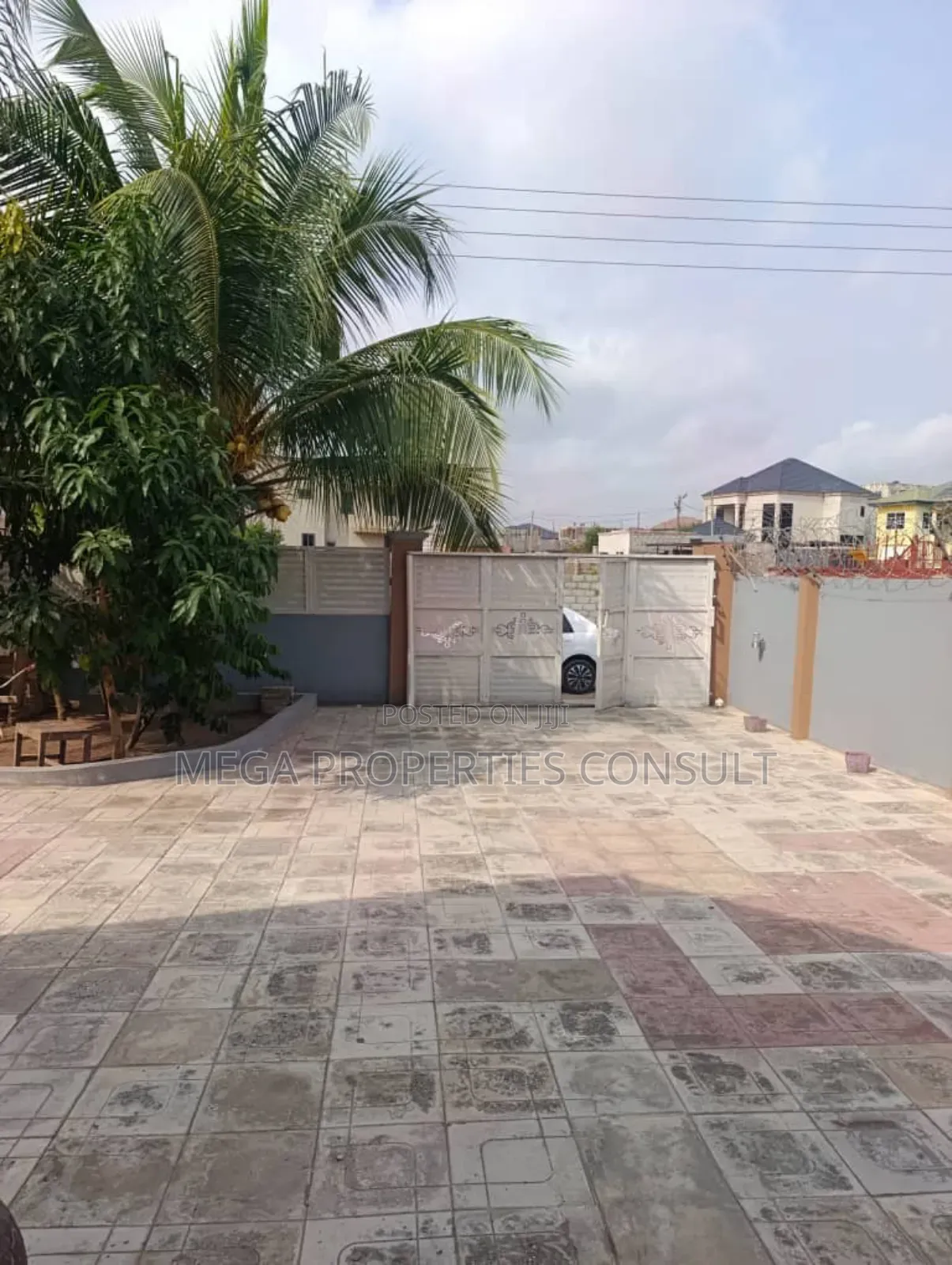 3bdrm House in Ablekuma for sale