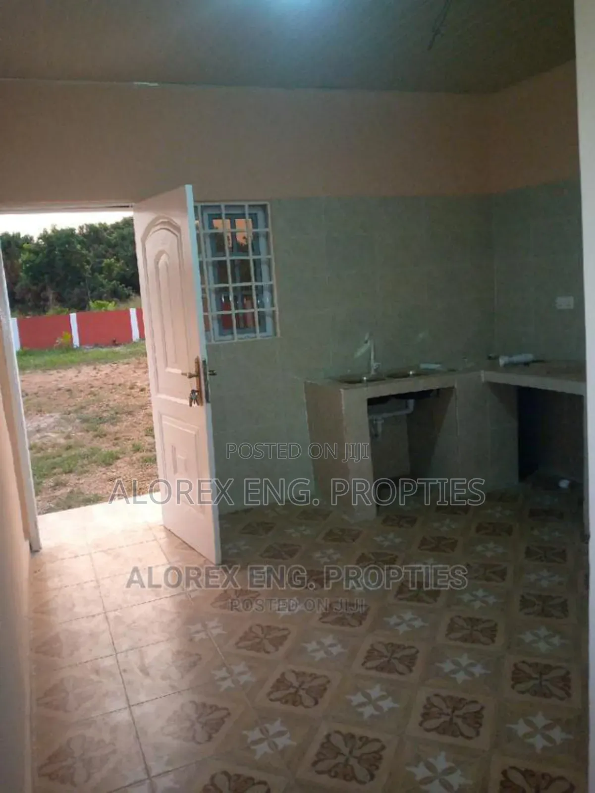 1bdrm Apartment in Chamber Self, Oyibi for rent