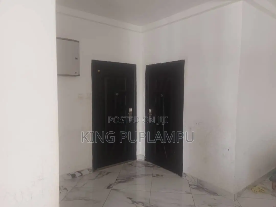 5bdrm House in Owusu Ansah for sale