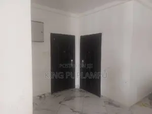 5bdrm House in Owusu Ansah for sale