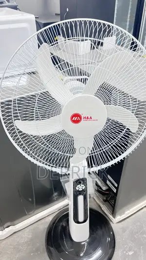 18-Inch Super Quality H a Rechargeable Fan.