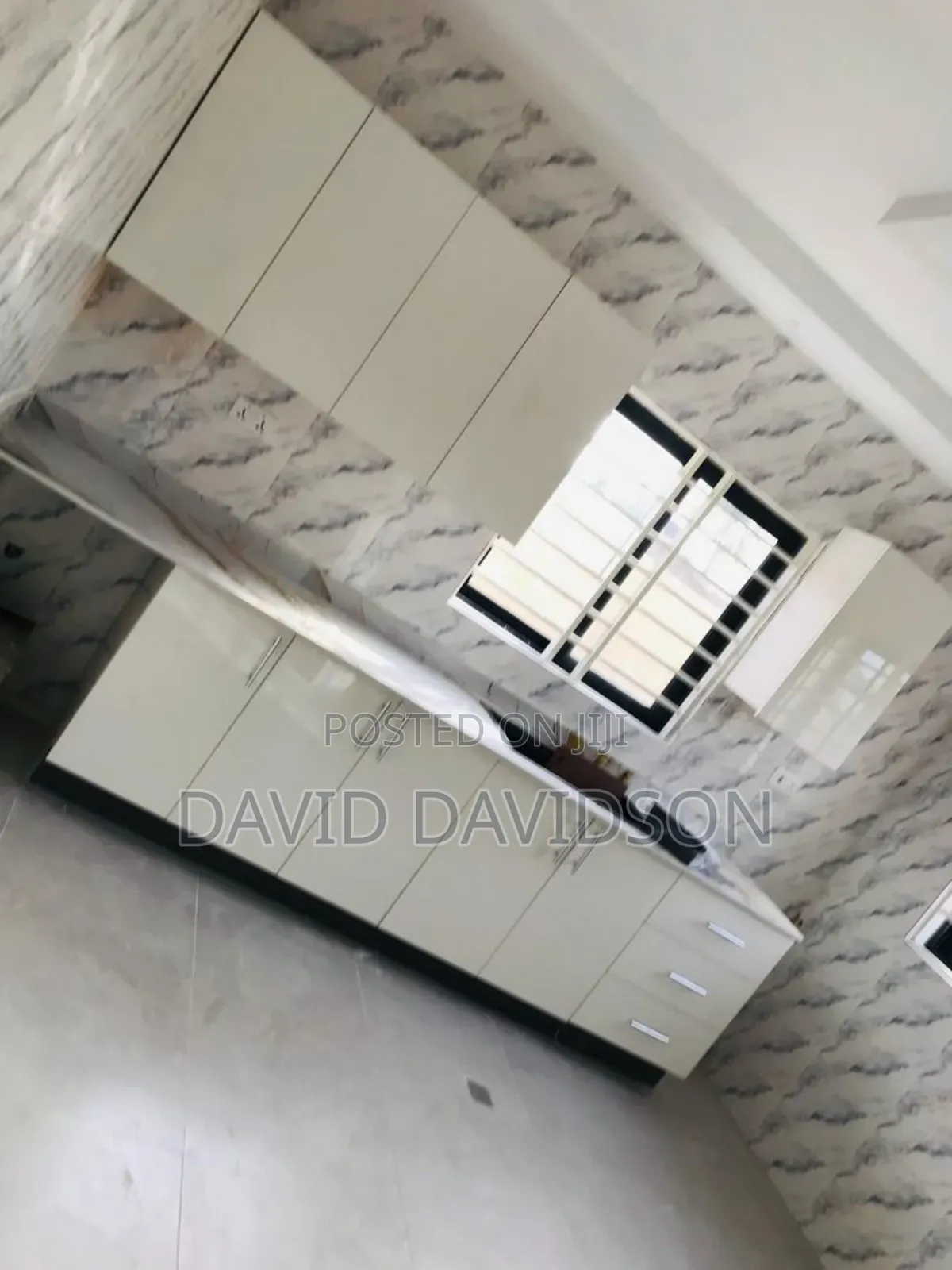 3bdrm House in 3 Bedroom House,, Tema Metropolitan for sale