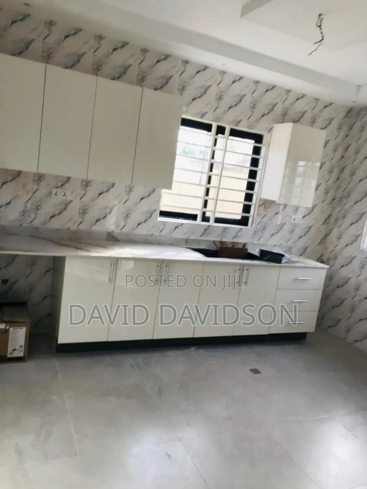 3bdrm House in 3 Bedroom House,, Tema Metropolitan for sale