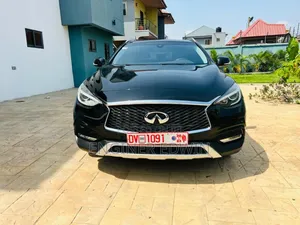 Photo - Infiniti QX30 2018 Black