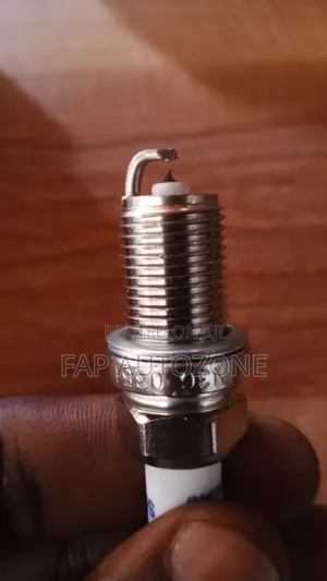 10405. Original SKP Spark Plugs From the Usa. Sp1012