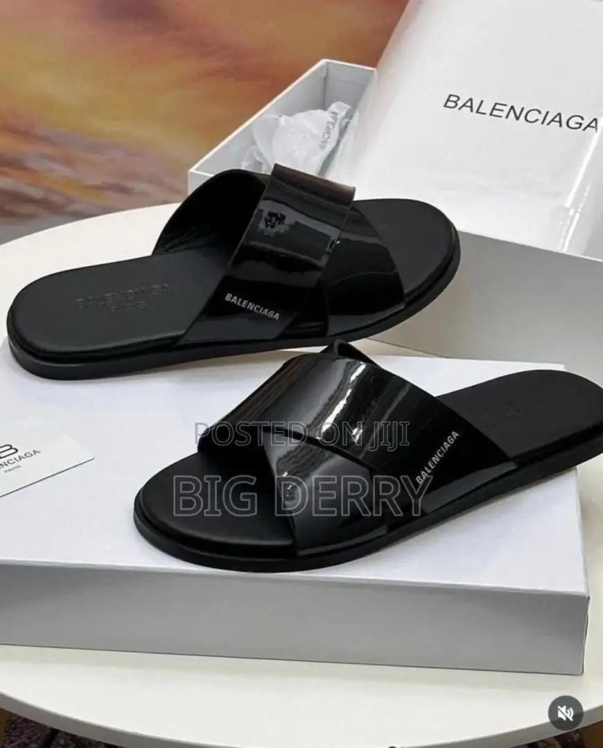 Balanciaga Slippers