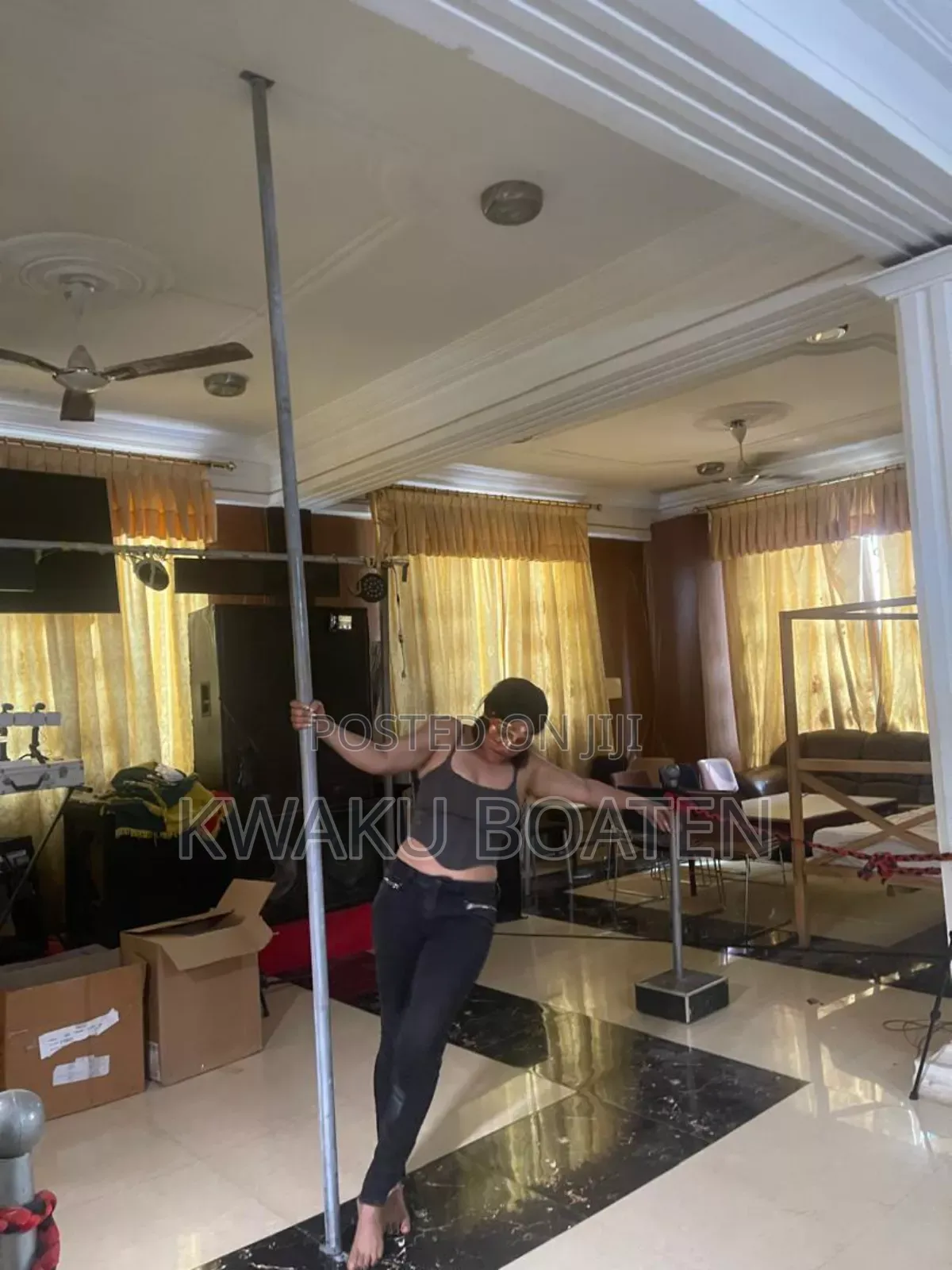 Rotating Stripper Pole/ Dance Pole for Night Clubs, Dance