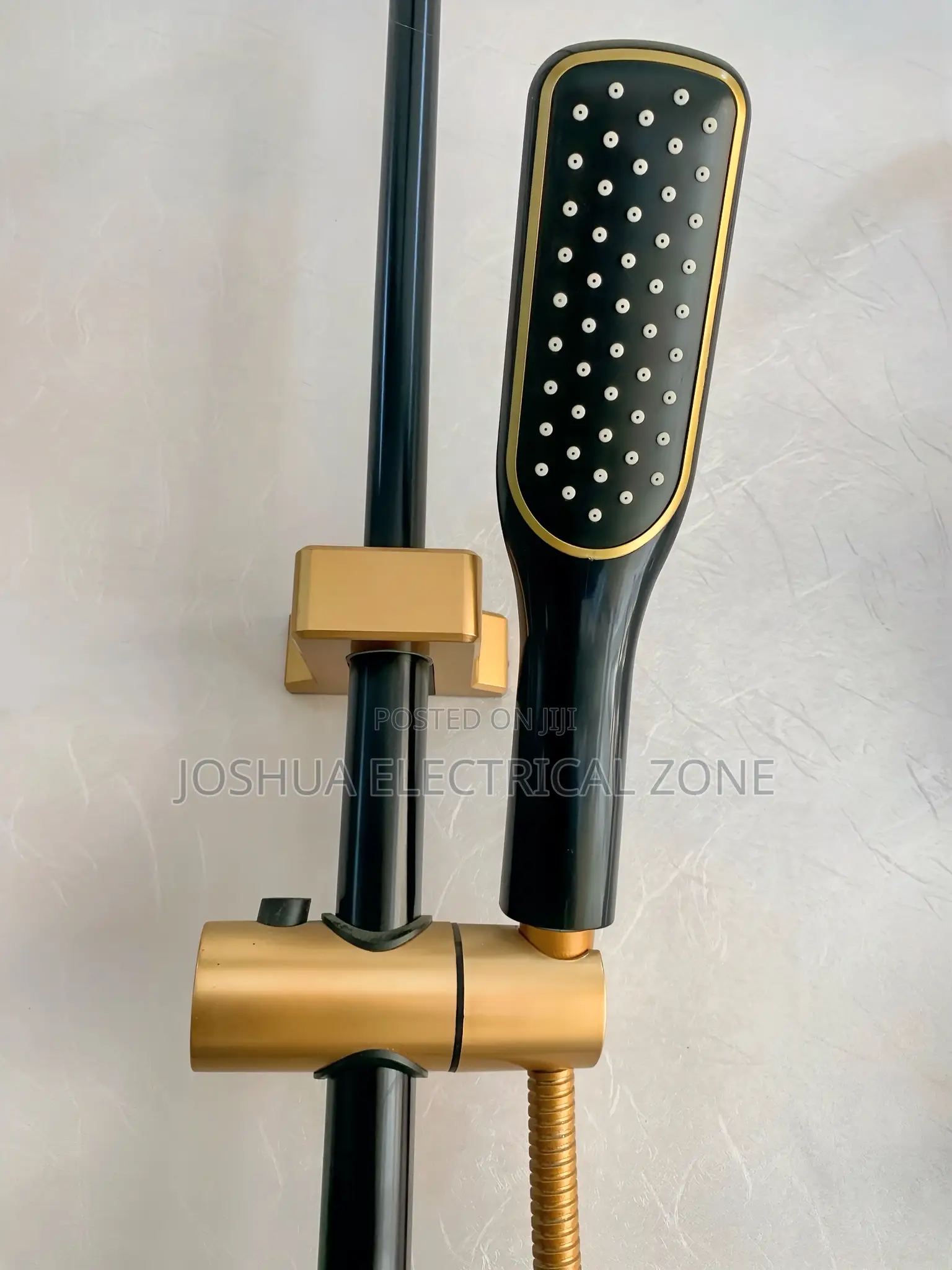 Shower Set – 4-in-1 Design Luxury Black Gold Rain