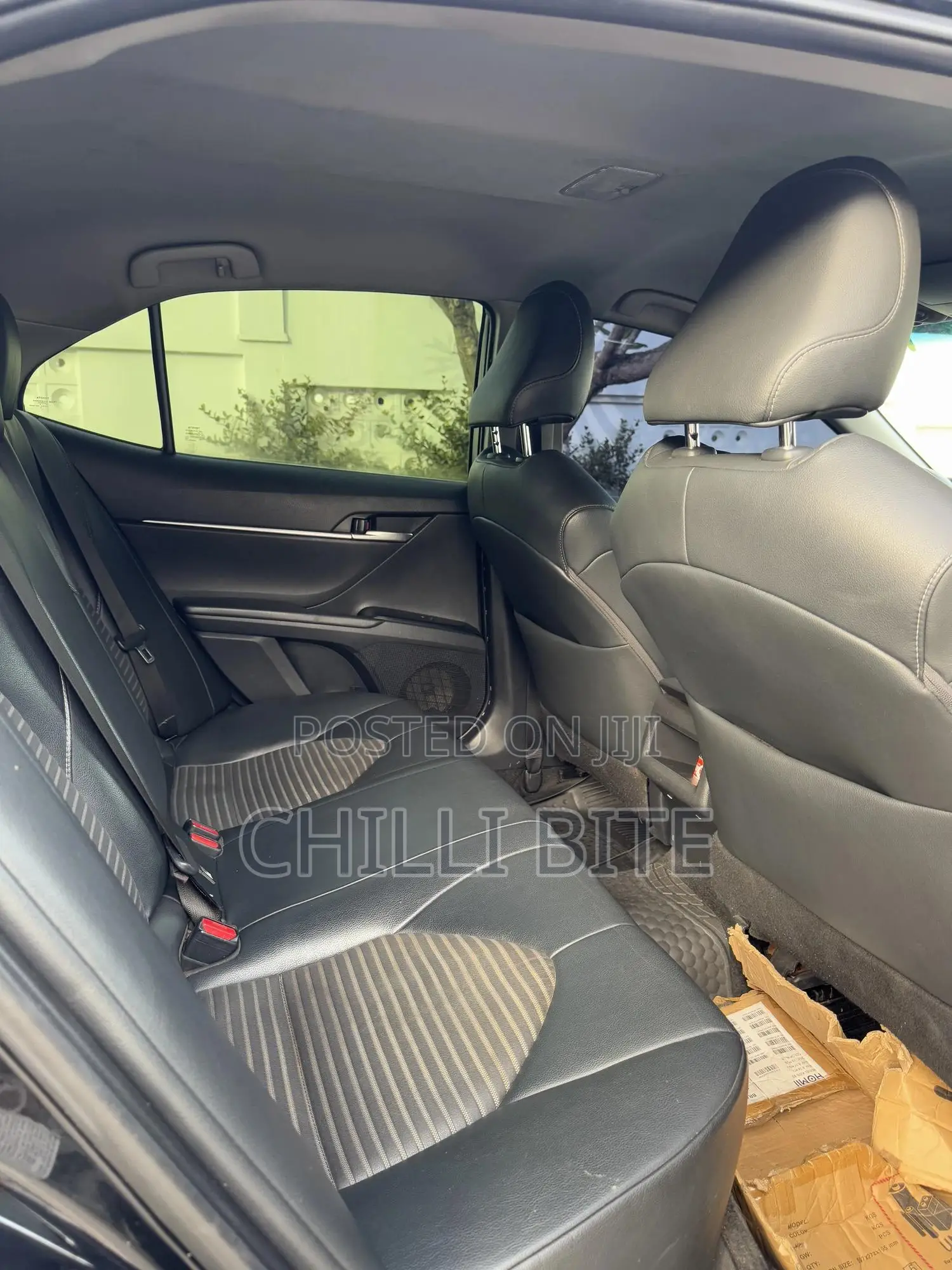 Toyota Camry SE FWD (2.5L 4cyl 8AM) 2018 Black