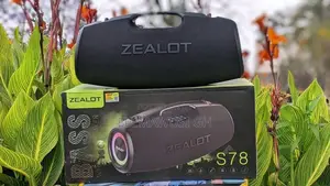 Zealot S78 Waterproof Wireless/ Bluetooth Speaker