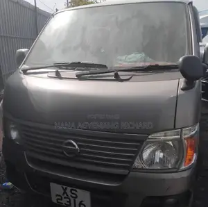 Nissan Caravan 2013 Gray
