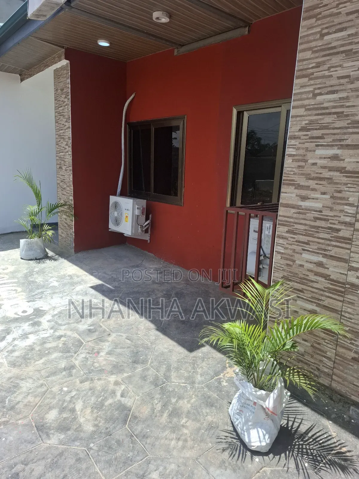 2bdrm Apartment in Community11, Tema Metropolitan for rent