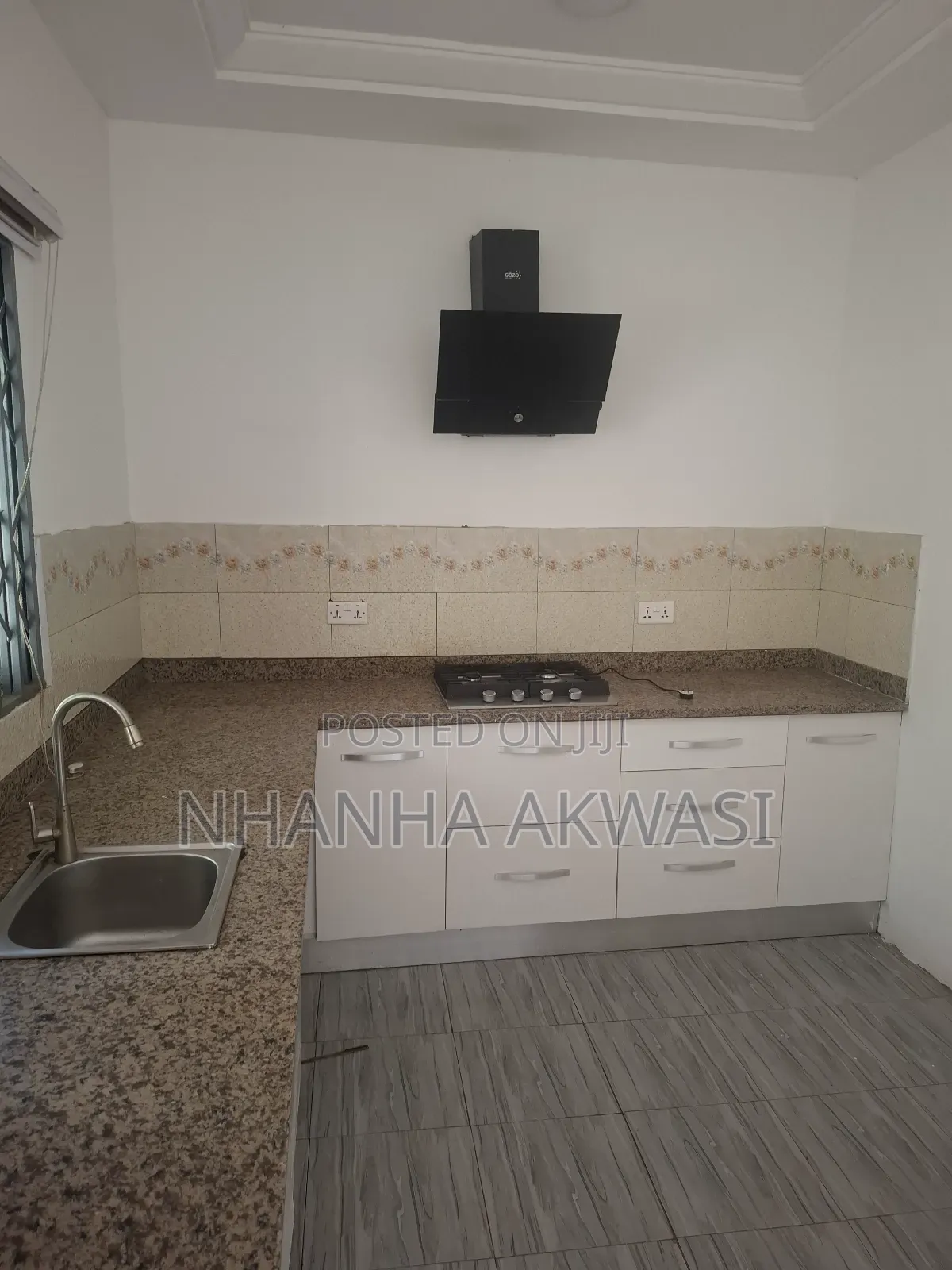 2bdrm Apartment in Community11, Tema Metropolitan for rent