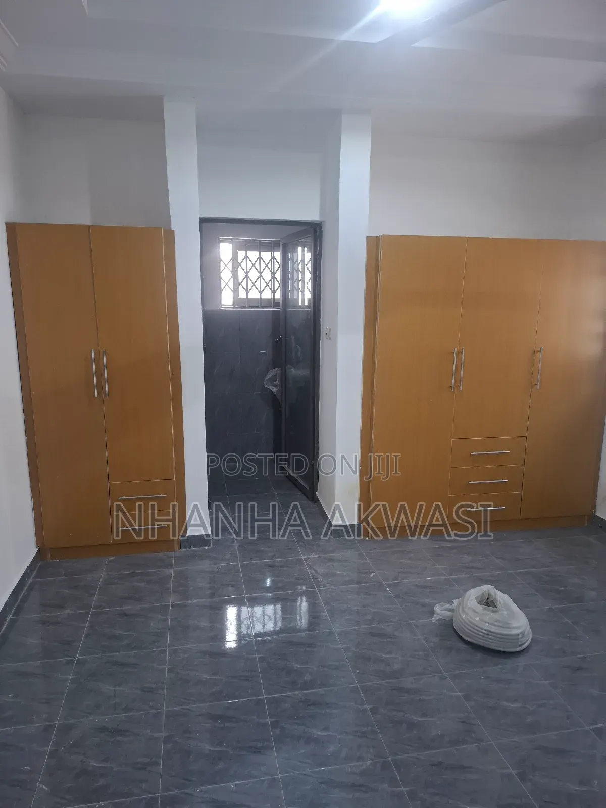 2bdrm Apartment in Community11, Tema Metropolitan for rent