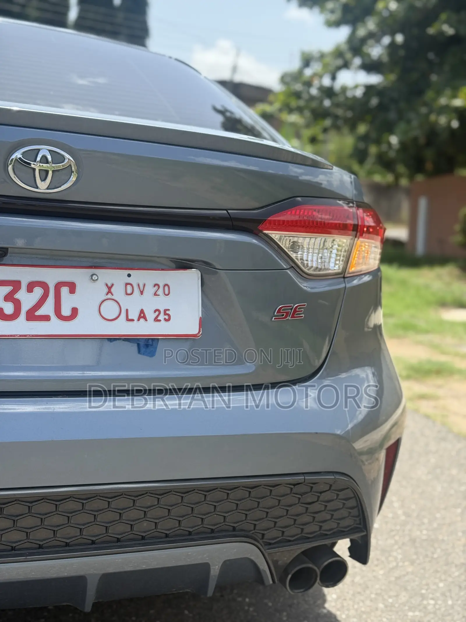 Toyota Corolla SE 2021 Blue