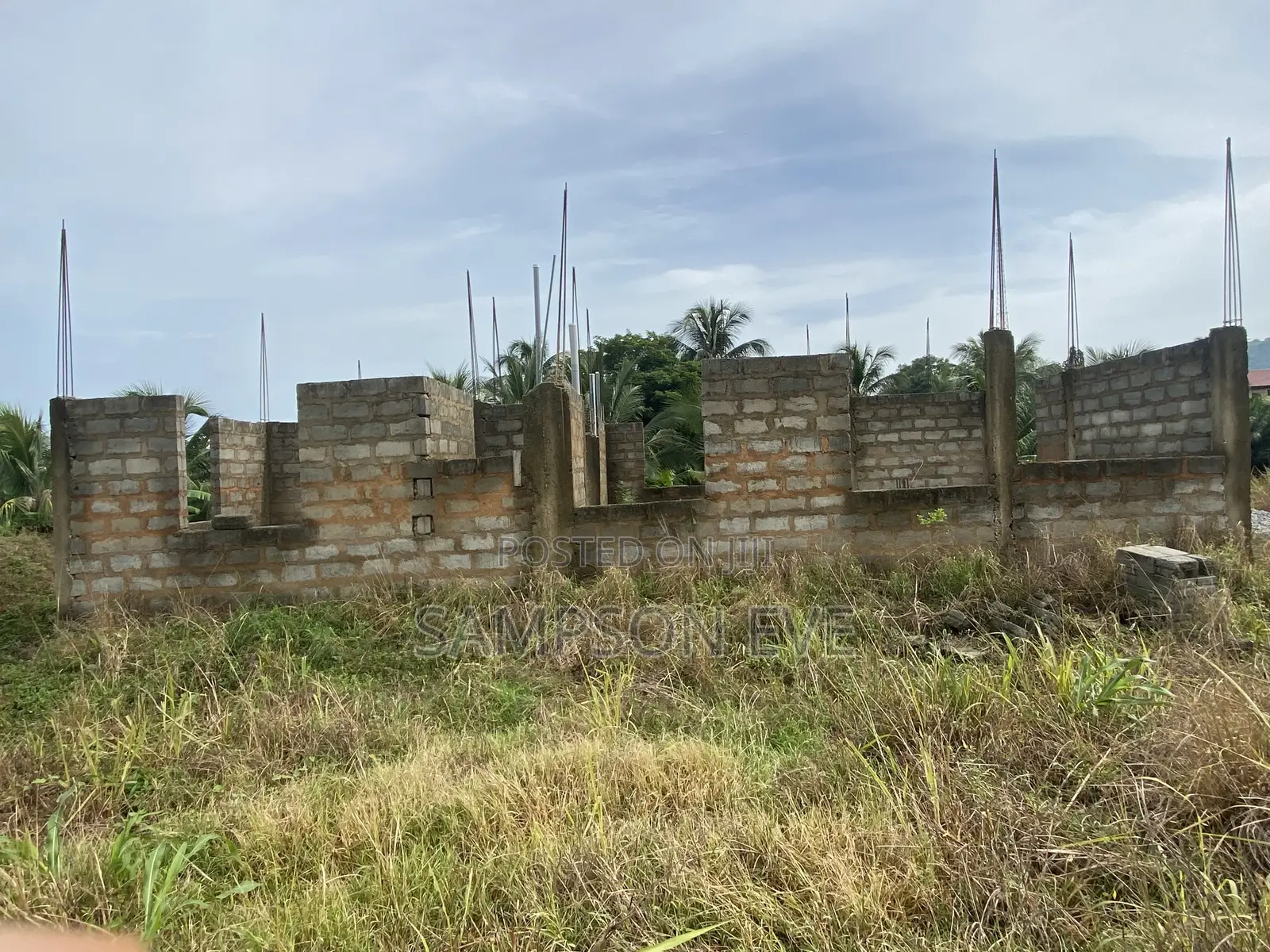 Uncompleted 2 Bedroom House For Sale At Aburi-fotobi + Blocks & Stones
