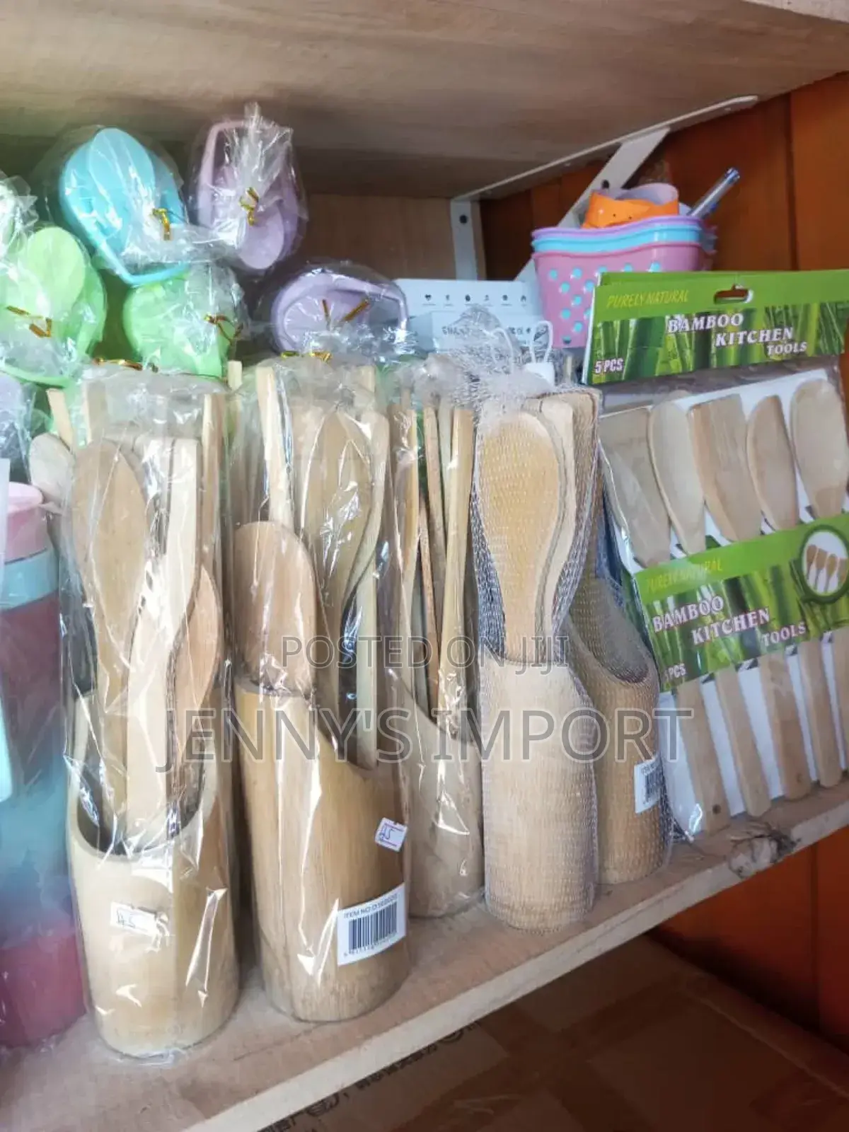 Wooden Ladles Set Available for Pickup and Delivery