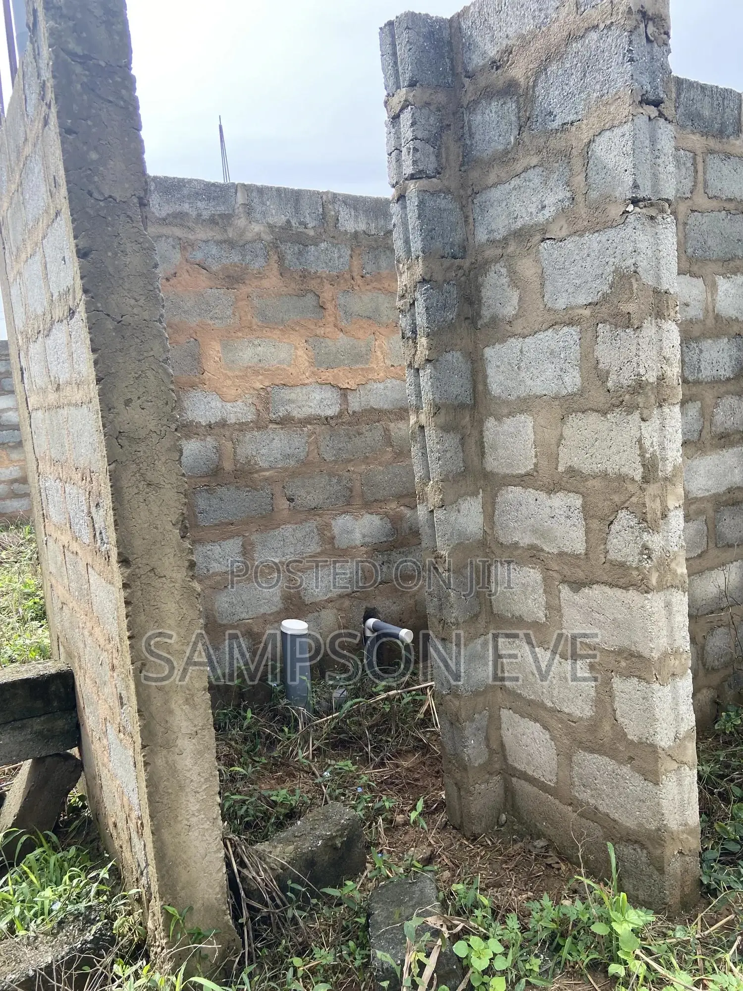 Uncompleted 2 Bedroom House For Sale At Aburi-fotobi + Blocks & Stones
