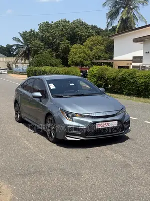 Toyota Corolla SE 2021 Blue