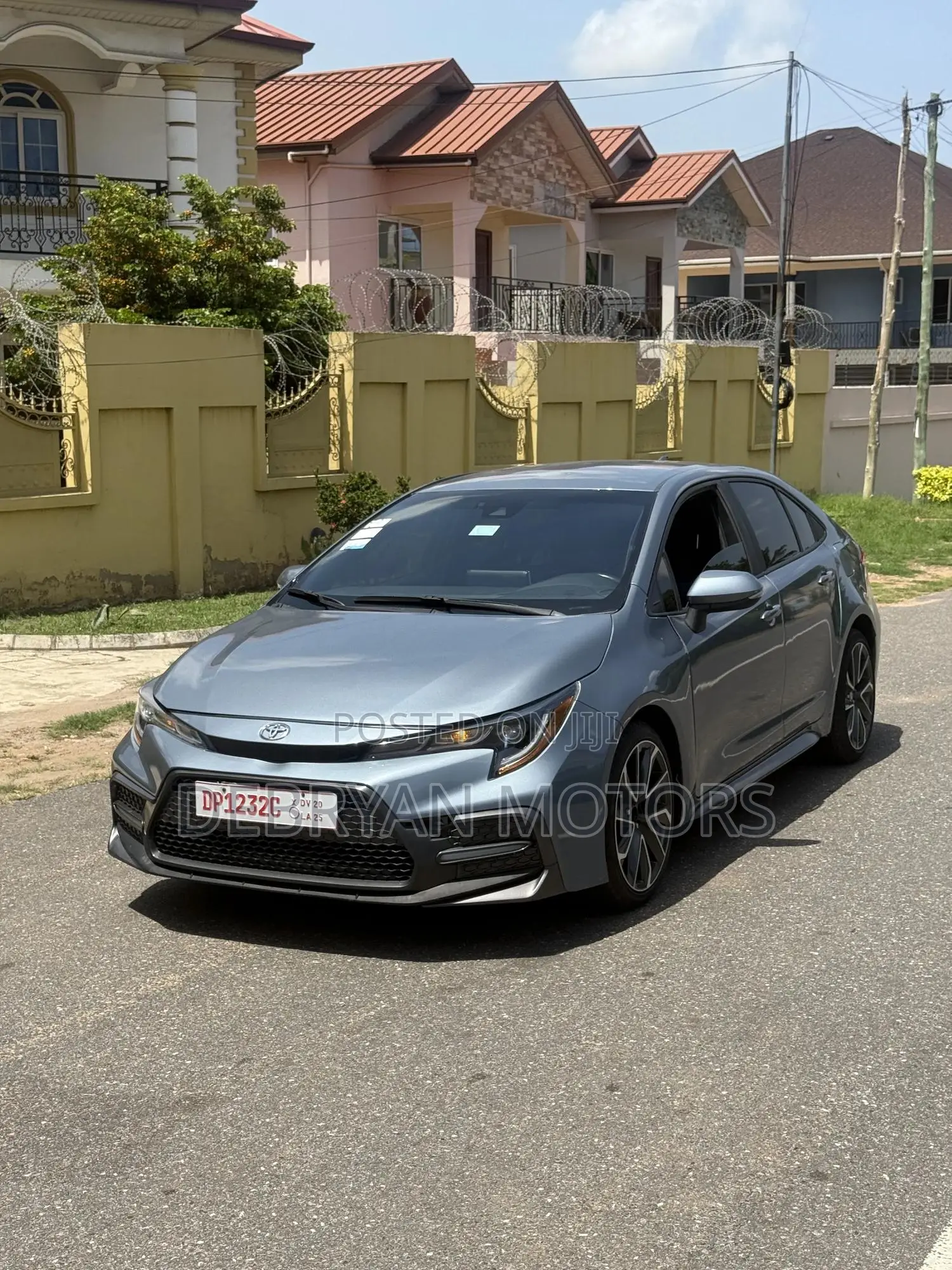 Toyota Corolla SE 2021 Blue