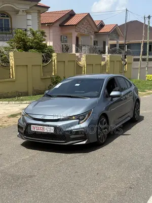 Toyota Corolla SE 2021 Blue