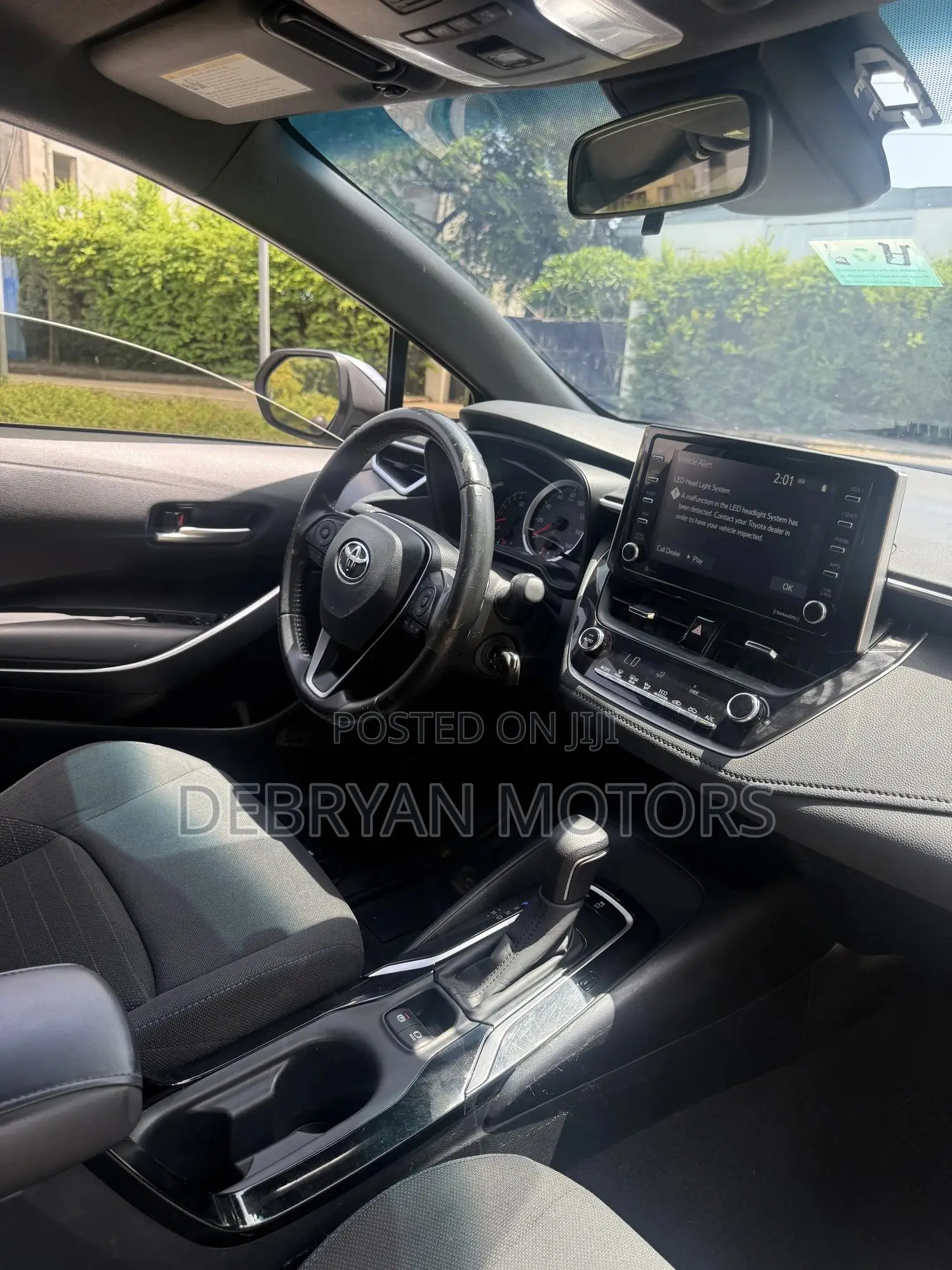 Toyota Corolla SE 2021 Blue