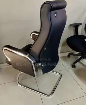 Executive Starker Chair