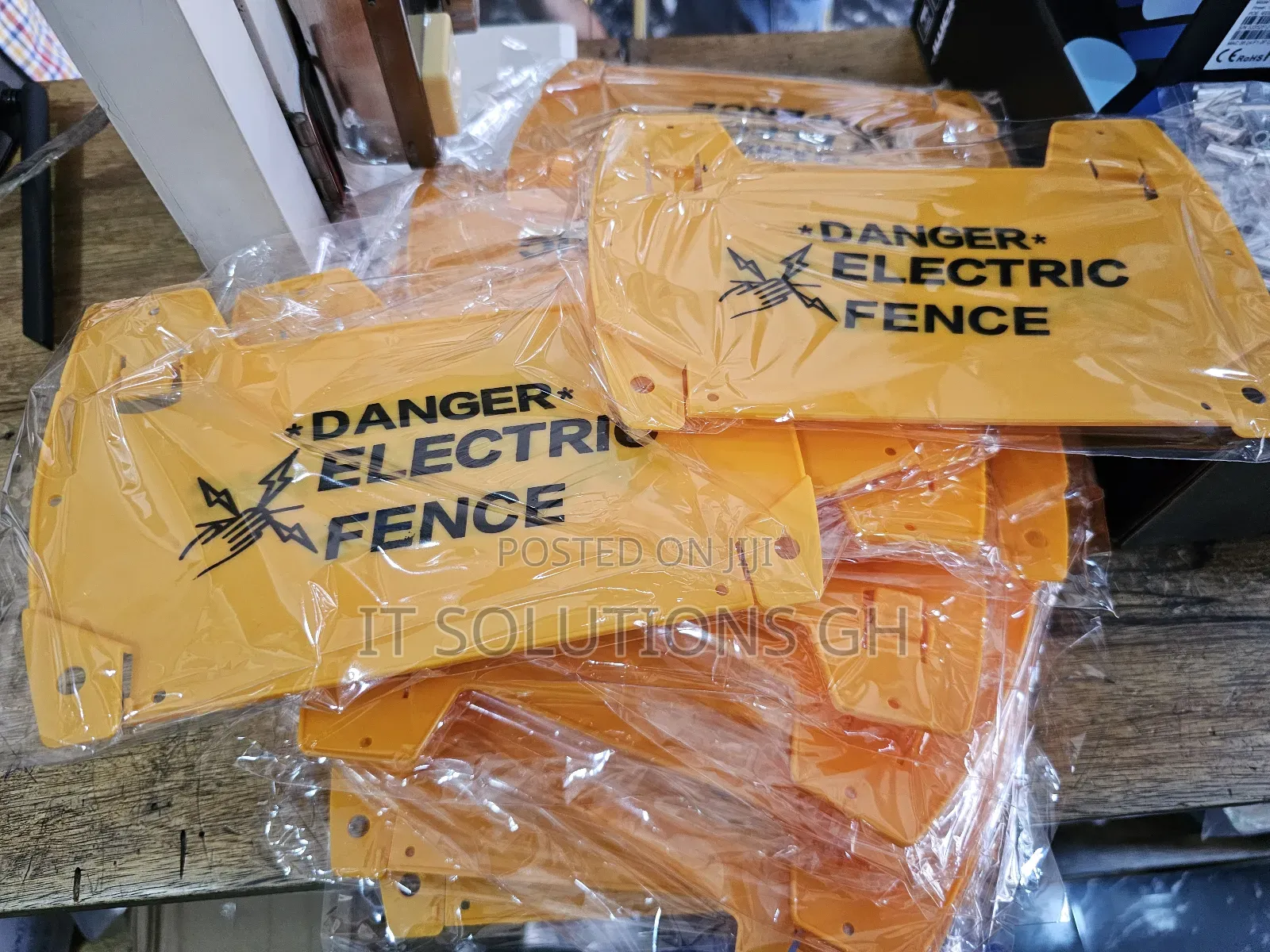 Electric Fence Warning Sign