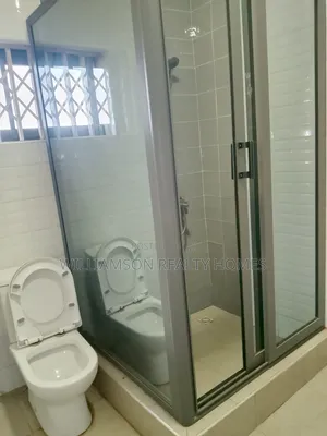4bdrm Duplex in Kotobabi Road Area, Spintex for rent