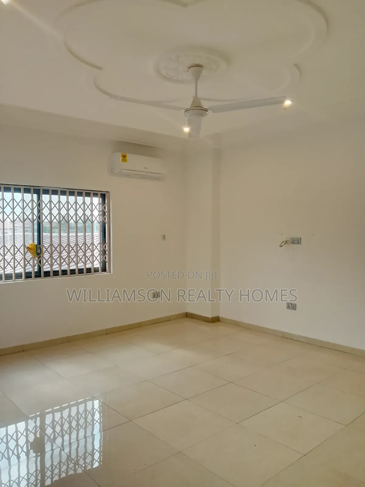 4bdrm Duplex in Kotobabi Road Area, Spintex for rent