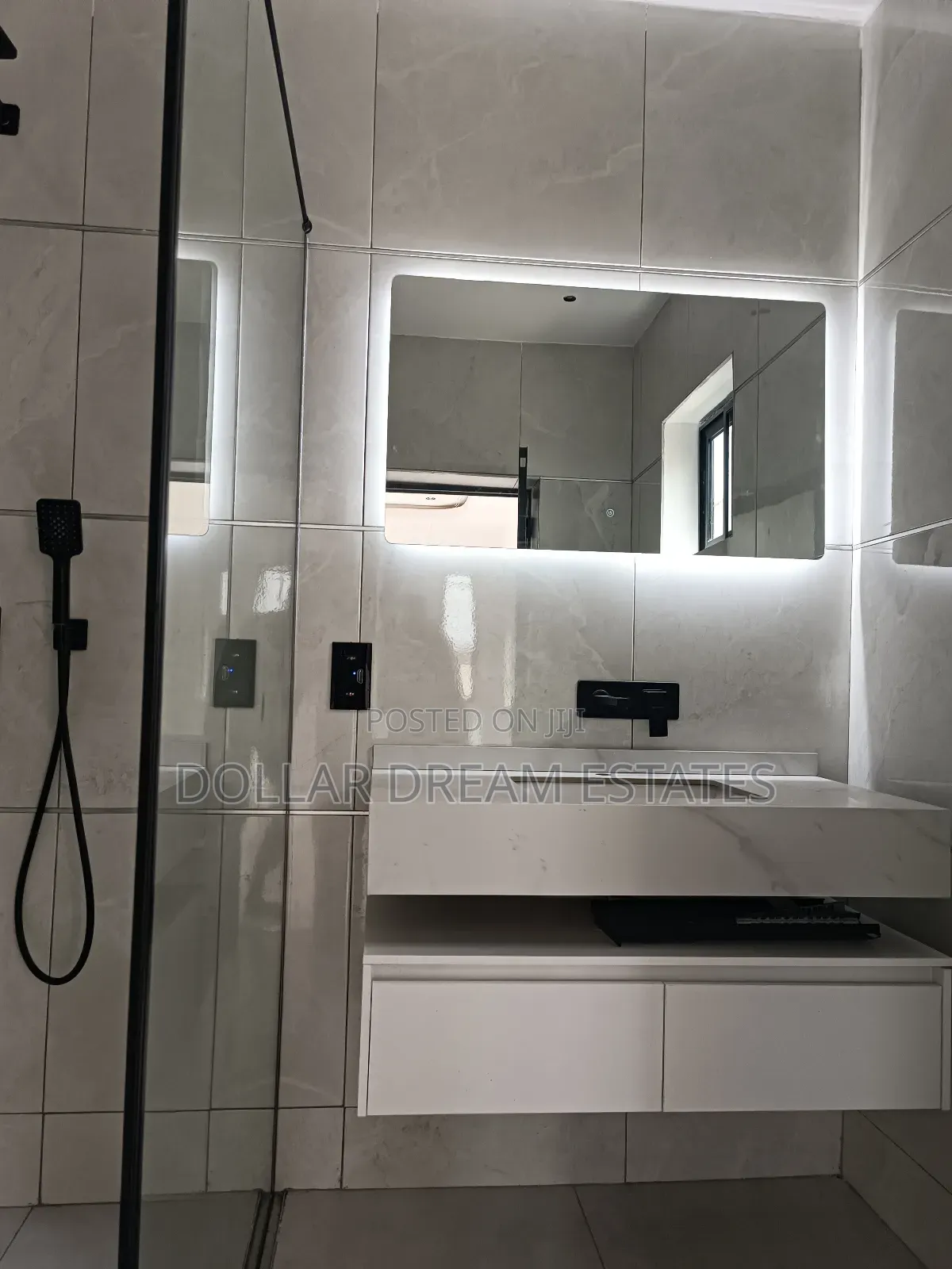 4bdrm House in Haatso for sale