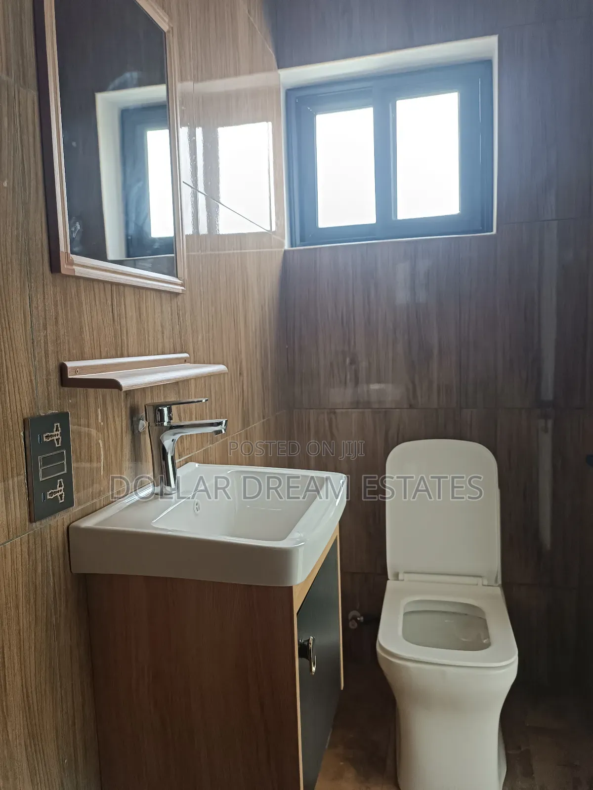 4bdrm House in Haatso for sale