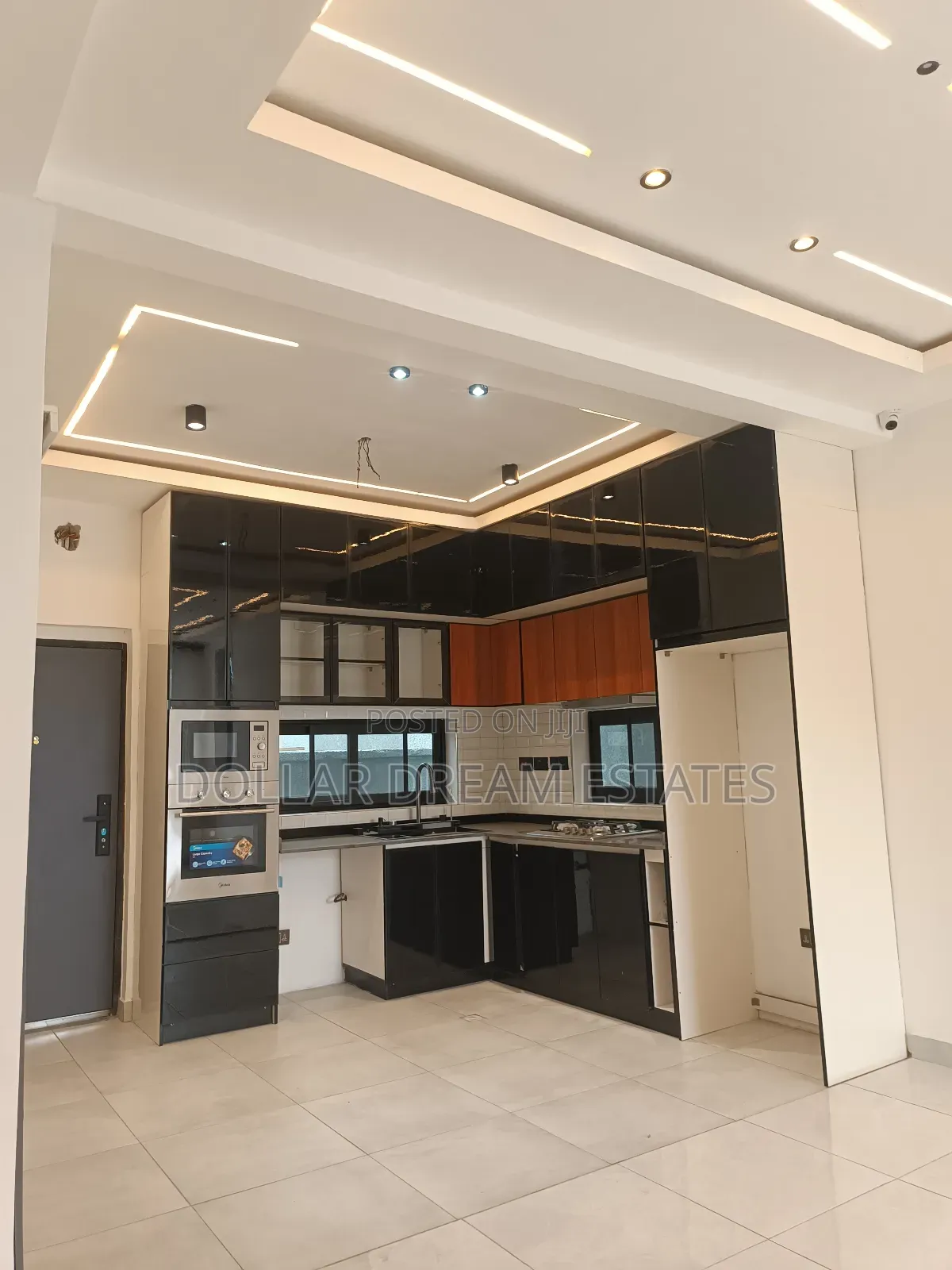 4bdrm House in Haatso for sale