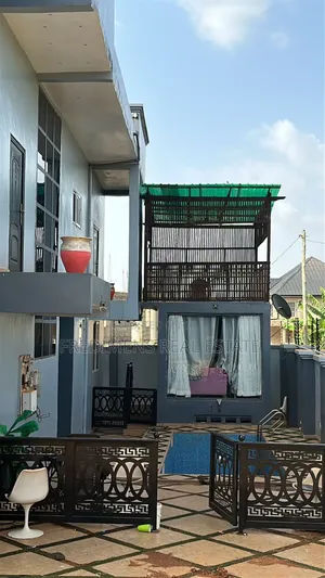 Furnished 6bdrm House in Fredimens Real, Atwima Kwanwoma for sale