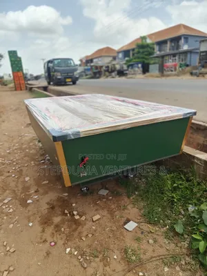 Army Green Snooker Table With Gold Woolen