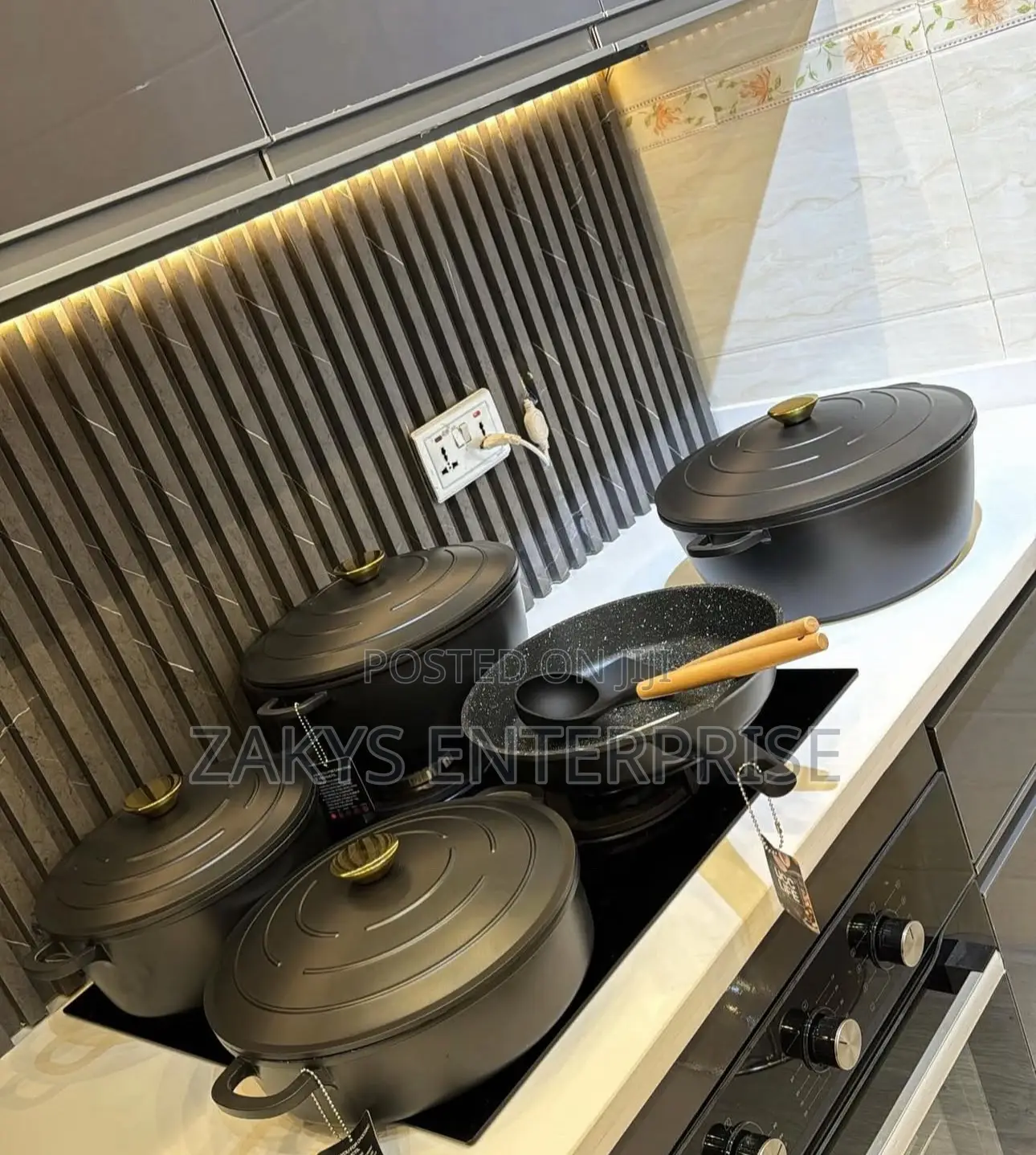 Nonstick Granite Cookware Set With Gold Knob