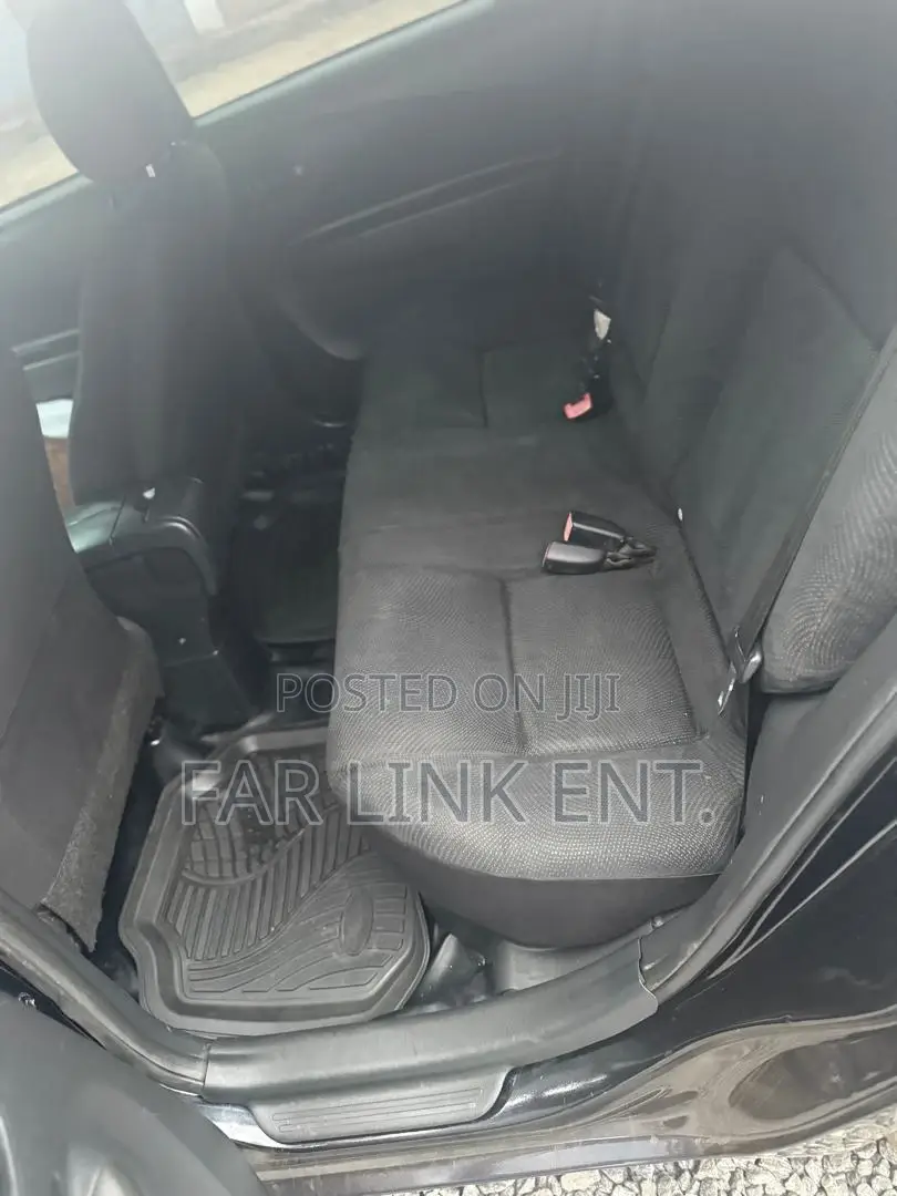 Toyota Yaris 2012 Black