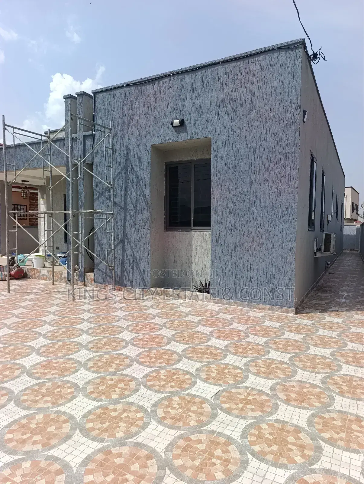 3bdrm House in Odumasi-Estate, Pokuase for sale