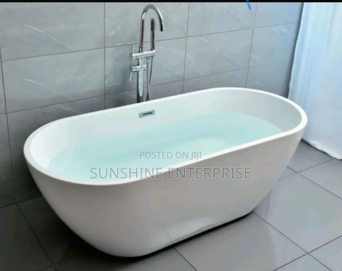 Bathroom Bathtub