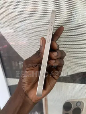 New Apple iPhone 13 128 GB White